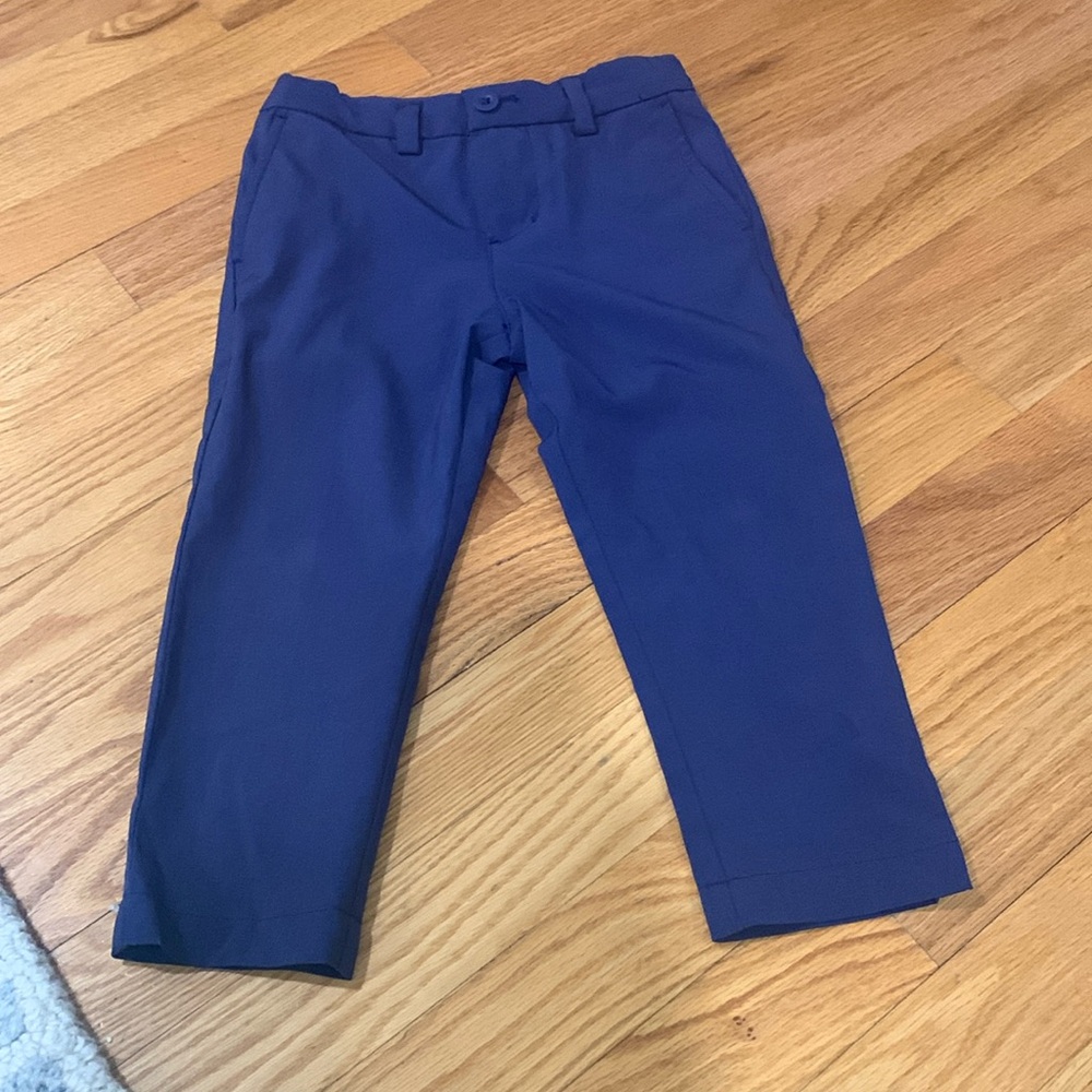 Vineyard Vines performance pants